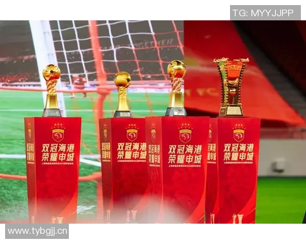 杜佳32岁在海港五季出场仅45分钟却收获三冠一杯的传奇故事